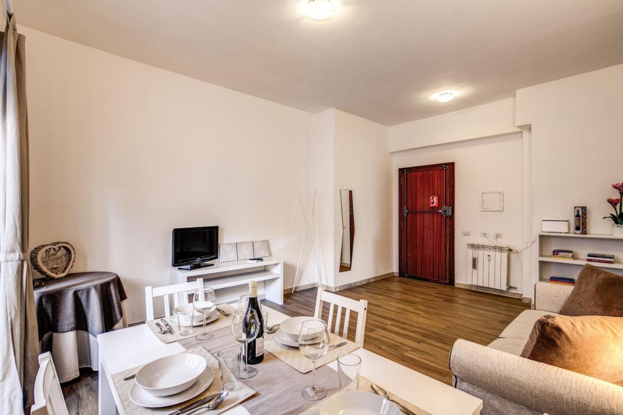 Aura Paradise Apartment 로마 외부 사진